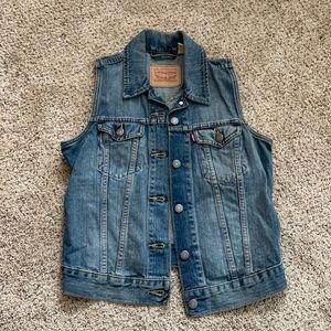 Levi’s Jean Vest